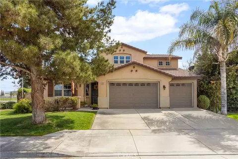 2606 Red Pine St, San Jacinto, CA 92582