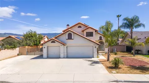 2313 Sonoma Dr, San Jacinto, CA 92583