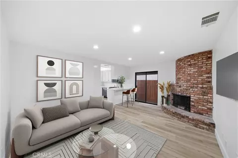 872 Pinehurst Dr, Lake Elsinore, CA 92530