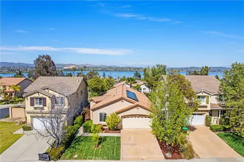 15104 Lighthouse Ln, Lake Elsinore, CA 92530