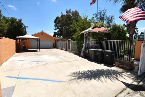 106 S Lowell St, Lake Elsinore, CA 92530