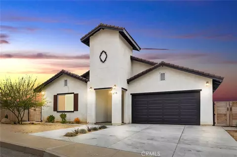 218 N Lowell St, Lake Elsinore, CA 92530