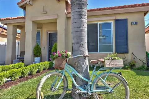 1063 Encanto Dr, San Jacinto, CA 92582