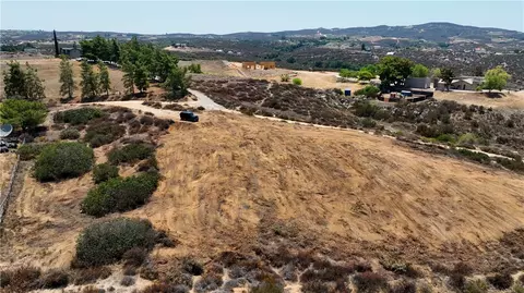 39365 Calle Breve, Temecula, CA 92592