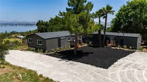 33180 Hollister Dr, Lake Elsinore, CA 92530