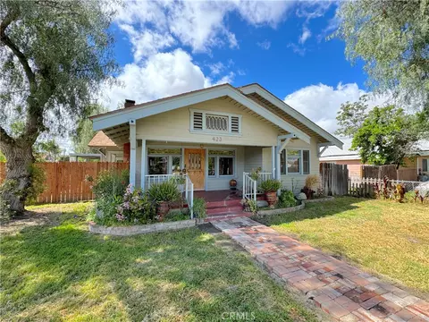 423 Acacia East Ave, Hemet, CA 92543
