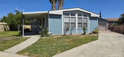204 Flora Vista St, San Jacinto, CA 92582
