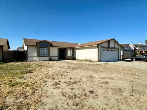 360 Taft Ave, Hemet, CA 92543