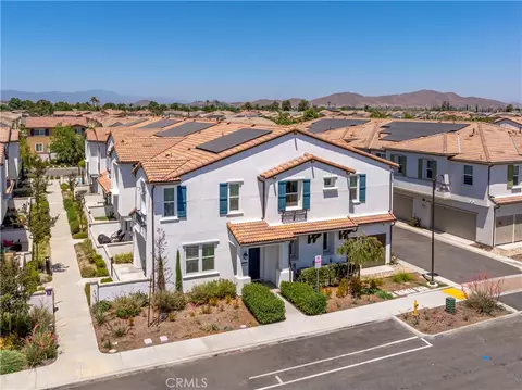 30323 Town Sq, Menifee, CA 92584