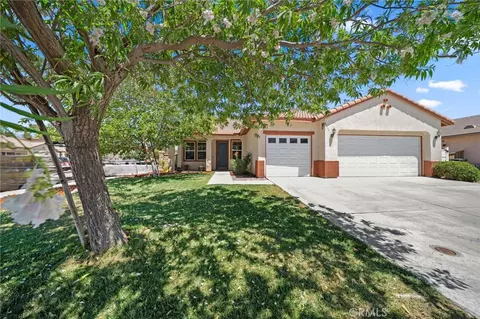 255 Clydesdale Ct, San Jacinto, CA 92582