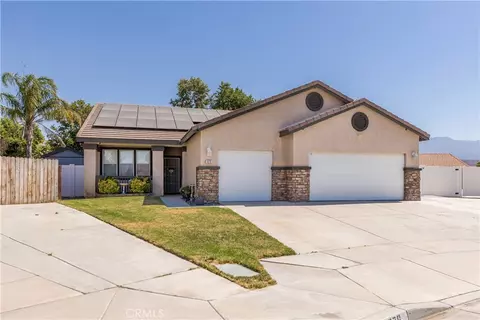 1876 Anjou Ct, San Jacinto, CA 92583