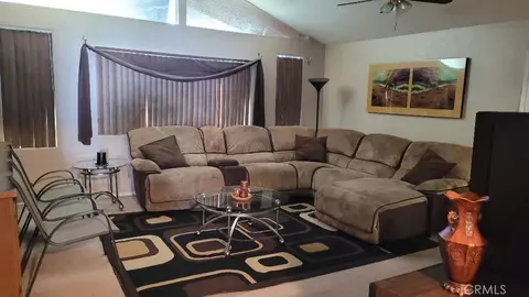 631 S Juanita St, Hemet, CA 92543