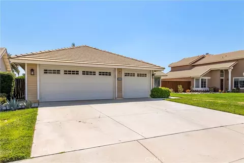 336 Wimbledon Dr, San Jacinto, CA 92583