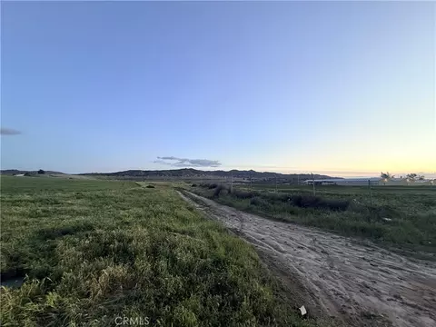 0 Brown Ave, Nuevolakeview, CA 92567