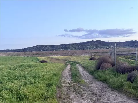 0 Brown Ave, Nuevolakeview, CA 92567 photo 2