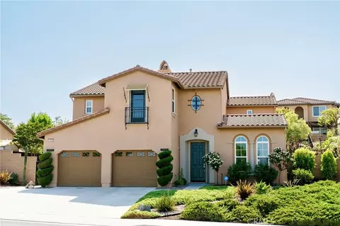 16902 Carrotwood Dr, Riverside, CA 92503