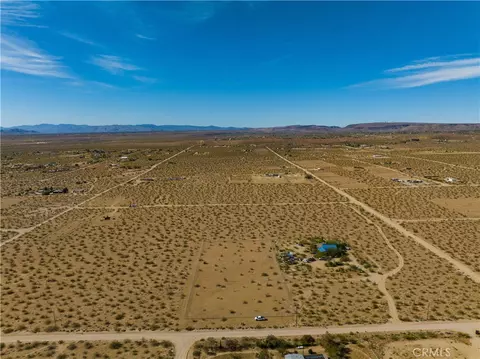 56785 Encantado Rd, Landers, CA 92285 photo 17