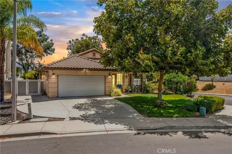 27050 Bolo Ct, Corona, CA 92883
