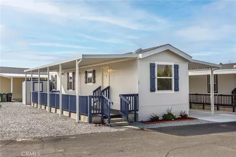 880 N Lake St #109, Hemet, CA 92544