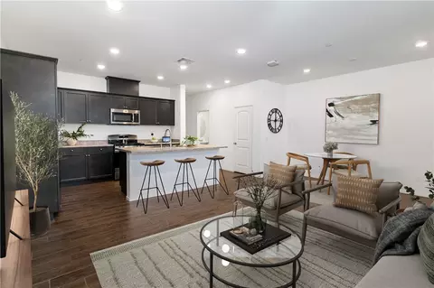 30314 Town Square Dr, Menifee, CA 92584