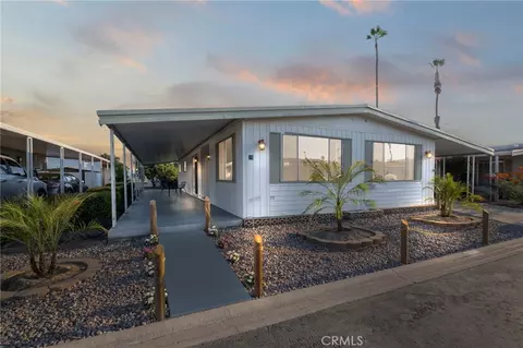 601 N Kirby St #35, Hemet, CA 92545