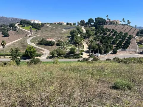 25055 Terreno Dr, Temecula, CA 92590