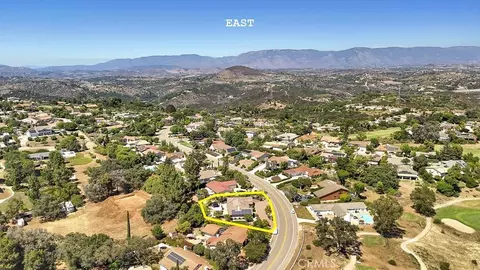 10700 Meadow Glen Way E, Escondido, CA 92026 photo 39