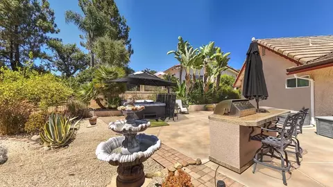 10700 Meadow Glen Way E, Escondido, CA 92026 photo 28