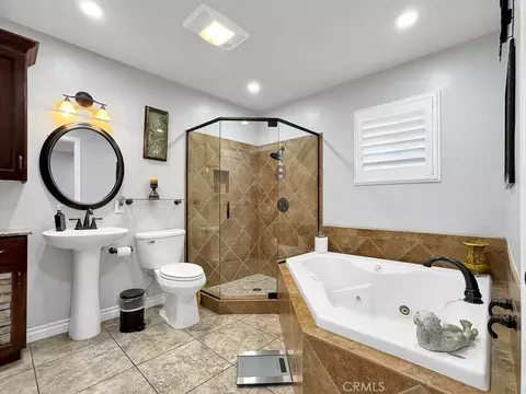 10700 Meadow Glen Way E, Escondido, CA 92026 photo 18