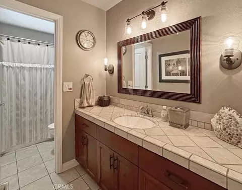 10700 Meadow Glen Way E, Escondido, CA 92026 photo 25