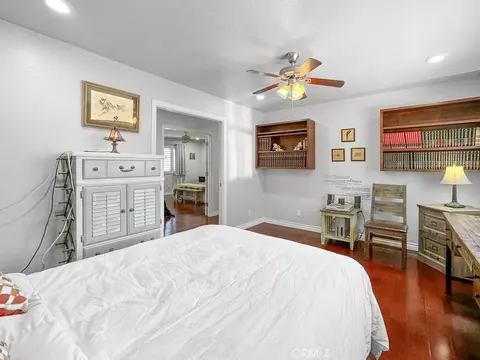 10700 Meadow Glen Way E, Escondido, CA 92026 photo 22