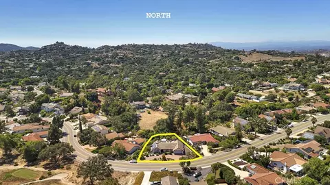 10700 Meadow Glen Way E, Escondido, CA 92026 photo 40
