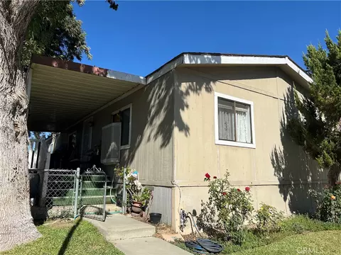 913 S Grand Ave #25, San Jacinto, CA 92582