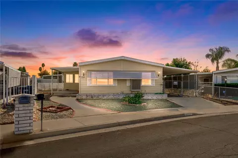 1595 Cordova Dr, Hemet, CA 92543