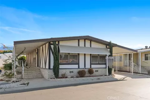 2230 Lake Park Dr #142, San Jacinto, CA 92583