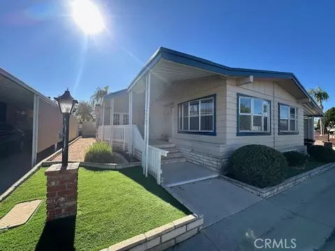 881 N Lake St #232, Hemet, CA 92544