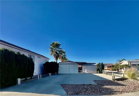 1428 Sierra Dr, San Jacinto, CA 92583
