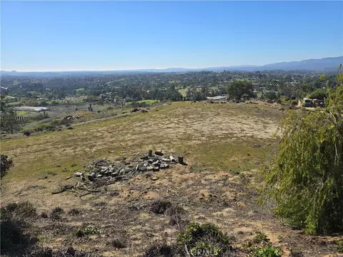 1387 Las Vistas Rd, Fallbrook, CA 92028