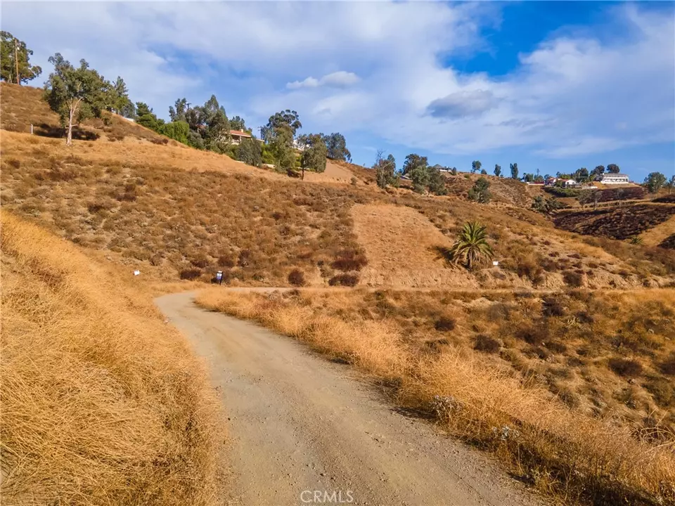  35 Lake View Ave, Lake Elsinore, CA 92530 photo 10