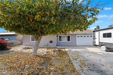 1029 S Thompson St, Hemet, CA 92543