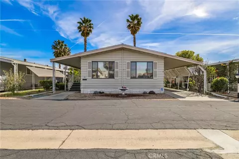 1525 W Oakland Ave #20, Hemet, CA 92543