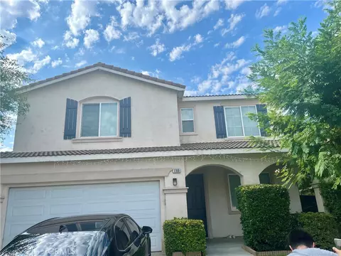 1166 Sykes Dr, San Jacinto, CA 92582