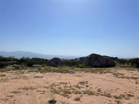 41173 Rocky Valley Way, Aguanga, CA 92536