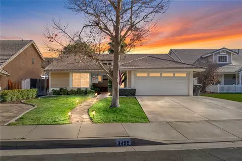 3499 Apple Blossom Ln, Lake Elsinore, CA 92530