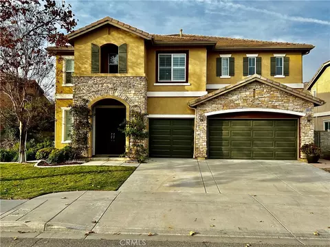 30058 Red Hill Rd, Highland, CA 92346