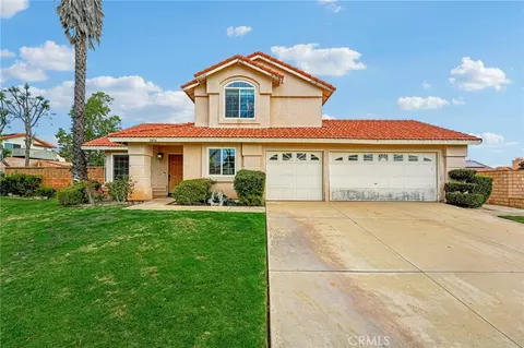 2476 W Via Bello Dr, Rialto, CA 92377