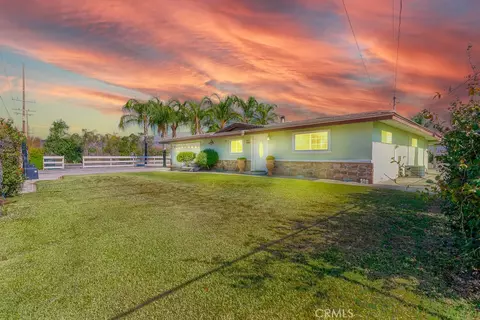 181 S Lyon Ave, San Jacinto, CA 92582