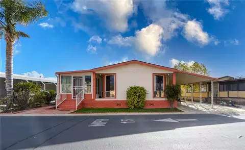 2230 Lake Park Dr #242, San Jacinto, CA 92583