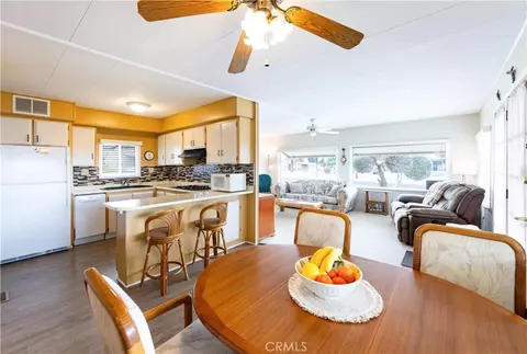 32520 San Miguelito Dr, Thousand Palms, CA 92276