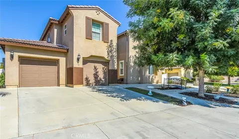 740 Multnomah Ct, San Jacinto, CA 92582